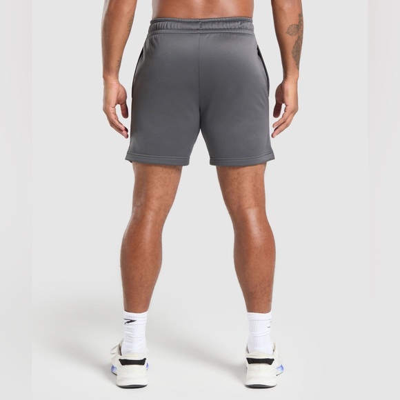 New! GymShark TRAINING SHORTS
Slim Fit - Picture 2 of 7